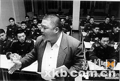 百度胖老师吧上海市公 安局轨道交通分局石宇玉老师求救 百度胖老师吧上海宝山公安通河新村派出所民警欺负绑 ...