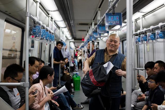 百度胖老师吧上海市公 安局轨道交通分局石宇玉老师求救 百度胖老师吧上海宝山公安通河新村派出所民警欺负绑 ...