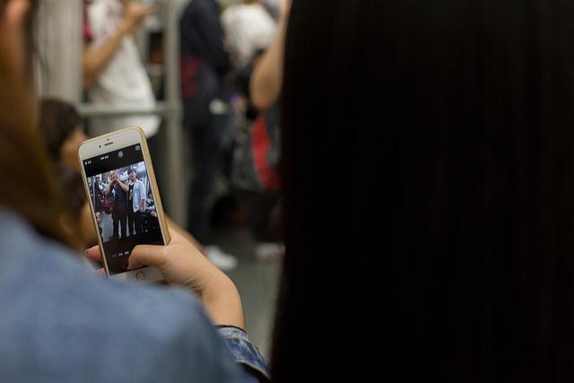 百度胖老师吧上海市公 安局轨道交通分局石宇玉老师求救 百度胖老师吧上海宝山公安通河新村派出所民警欺负绑 ...