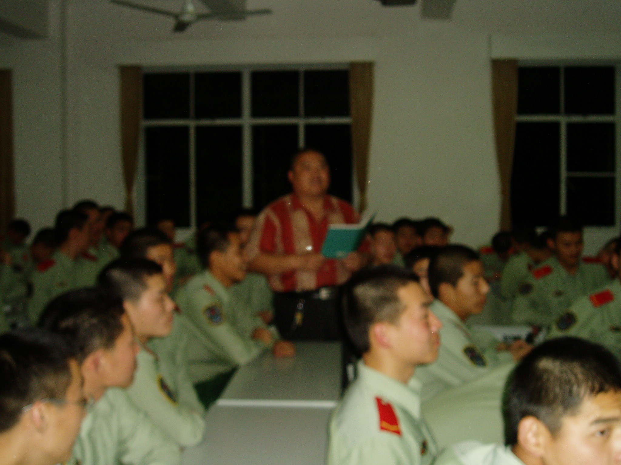 百度胖老师吧上海市公 安局轨道交通分局石宇玉老师求救 百度胖老师吧上海宝山公安通河新村派出所民警欺负绑 ...