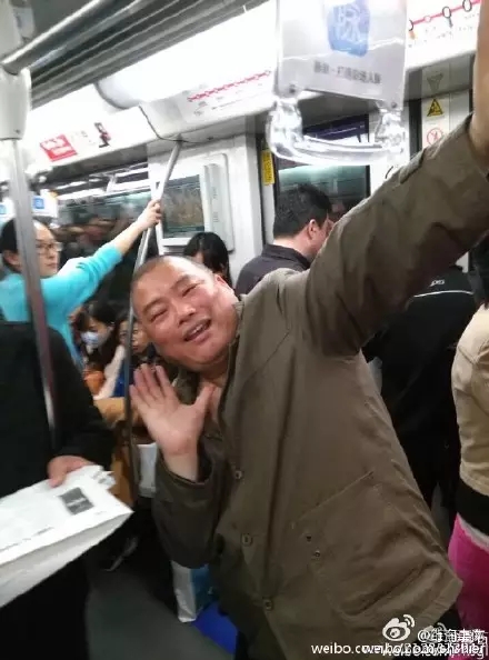 百度胖老师吧上海市公 安局轨道交通分局石宇玉老师求救 百度胖老师吧上海宝山公安通河新村派出所民警欺负绑 ...