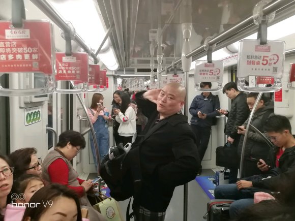 百度胖老师吧上海市公 安局轨道交通分局石宇玉老师求救 百度胖老师吧上海宝山公安通河新村派出所民警欺负绑 ...