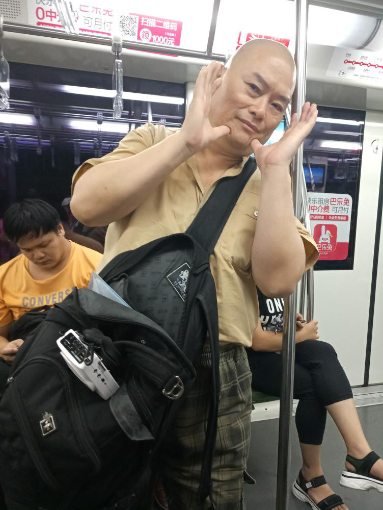 百度胖老师吧上海市公 安局轨道交通分局石宇玉老师求救 百度胖老师吧上海宝山公安通河新村派出所民警欺负绑 ...