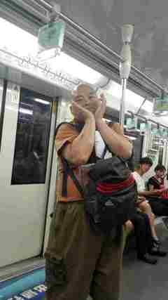 百度胖老师吧上海市公 安局轨道交通分局石宇玉老师求救 百度胖老师吧上海宝山公安通河新村派出所民警欺负绑 ...