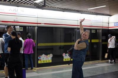 百度胖老师吧上海市公 安局轨道交通分局石宇玉老师求救 百度胖老师吧上海宝山公安通河新村派出所民警欺负绑 ...