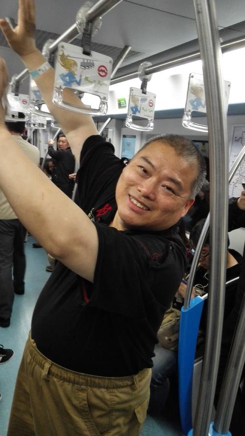 百度胖老师吧上海市公 安局轨道交通分局石宇玉老师求救 百度胖老师吧上海宝山公安通河新村派出所民警欺负绑 ...