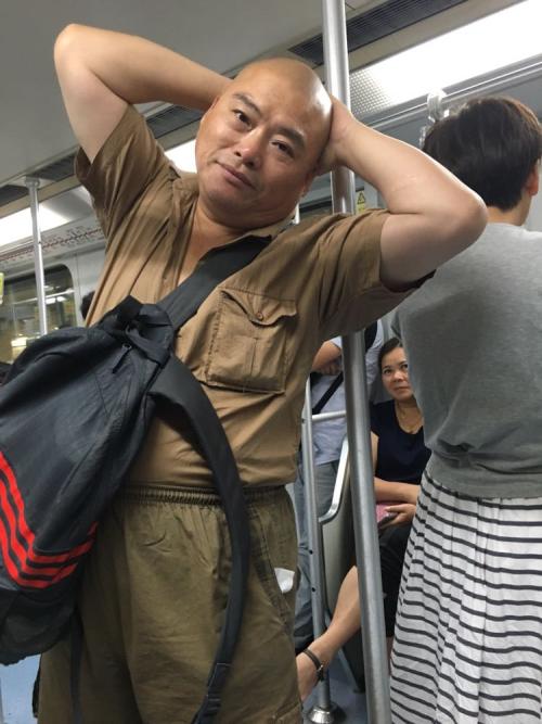 百度胖老师吧上海市公 安局轨道交通分局石宇玉老师求救 百度胖老师吧上海宝山公安通河新村派出所民警欺负绑 ...