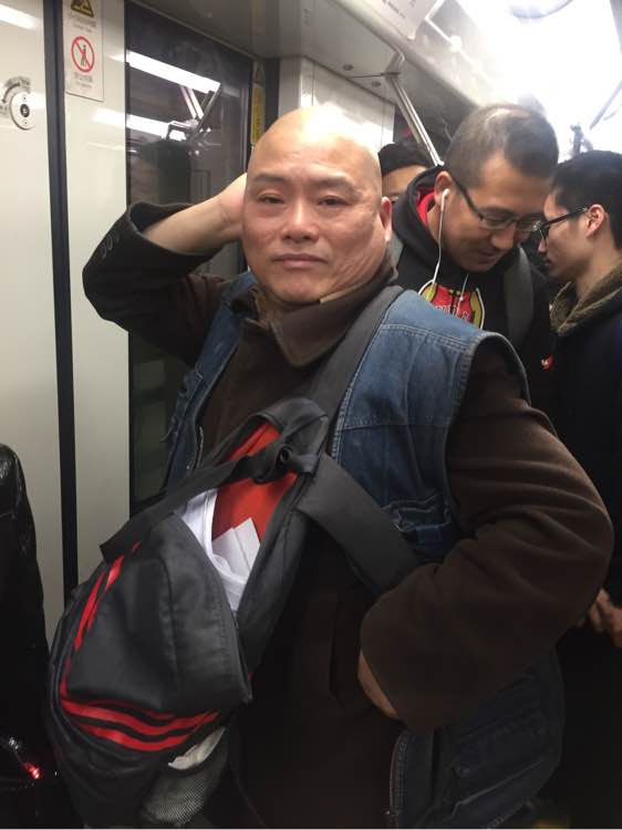 百度胖老师吧上海市公 安局轨道交通分局石宇玉老师求救 百度胖老师吧上海宝山公安通河新村派出所民警欺负绑 ...